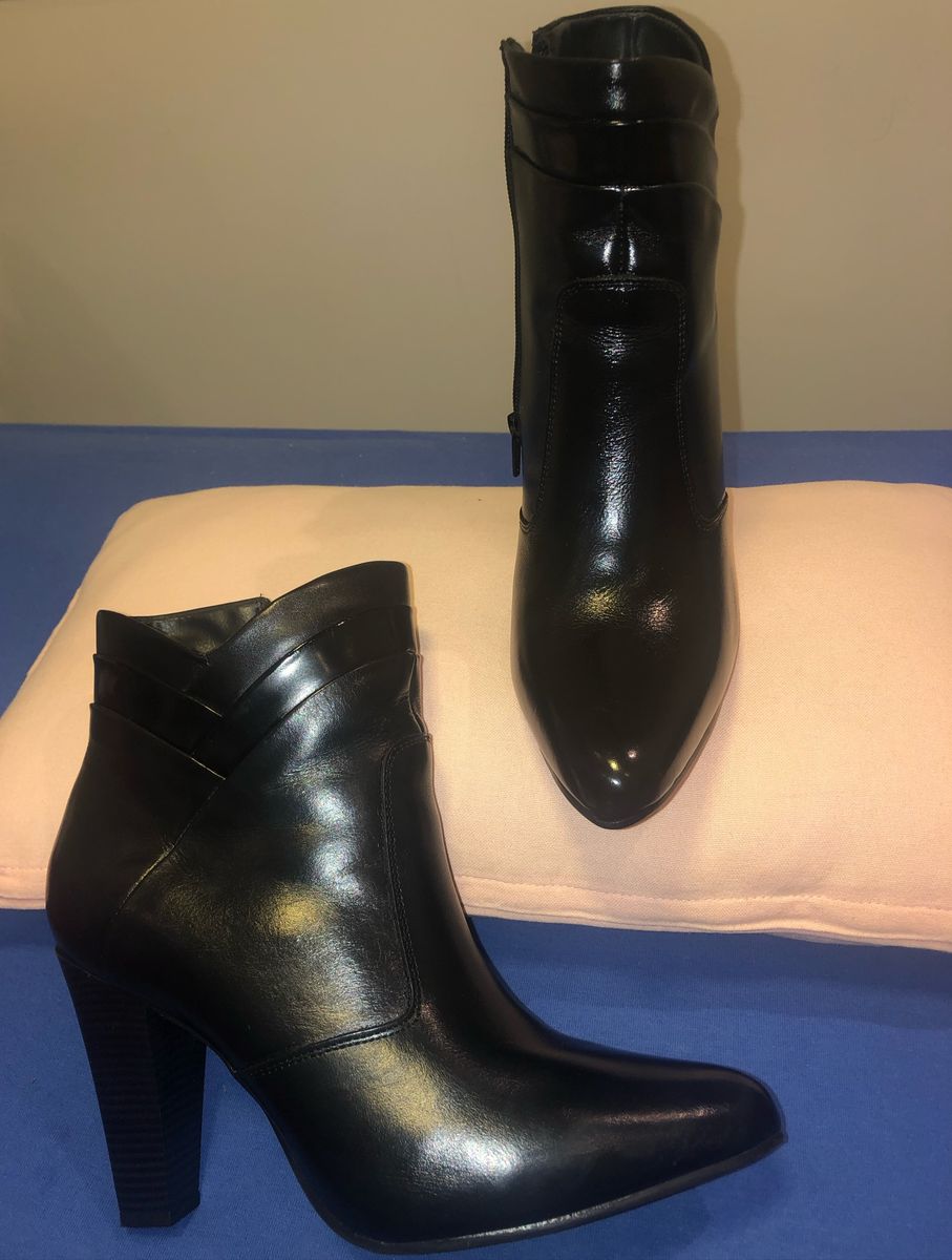 anna rios botas