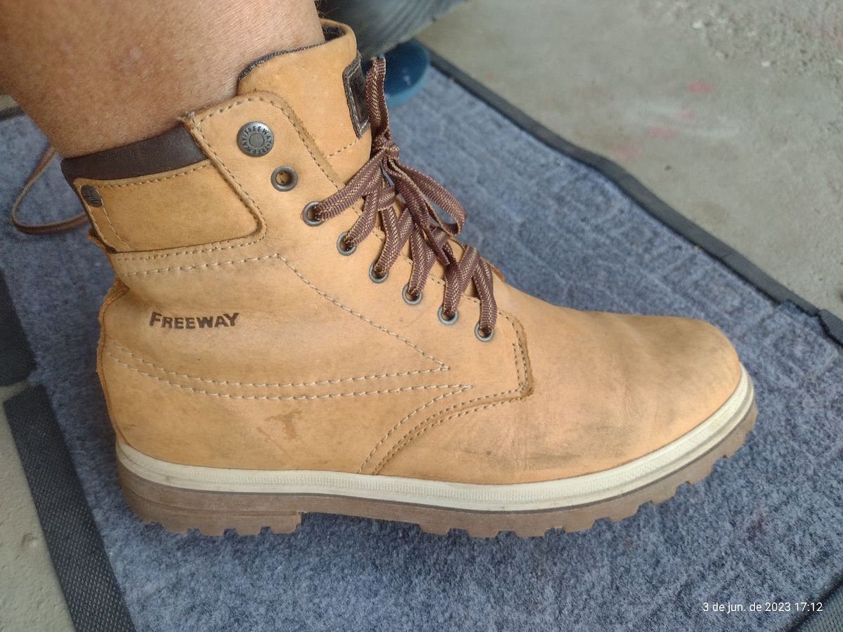 Bota de hot sale couro freeway