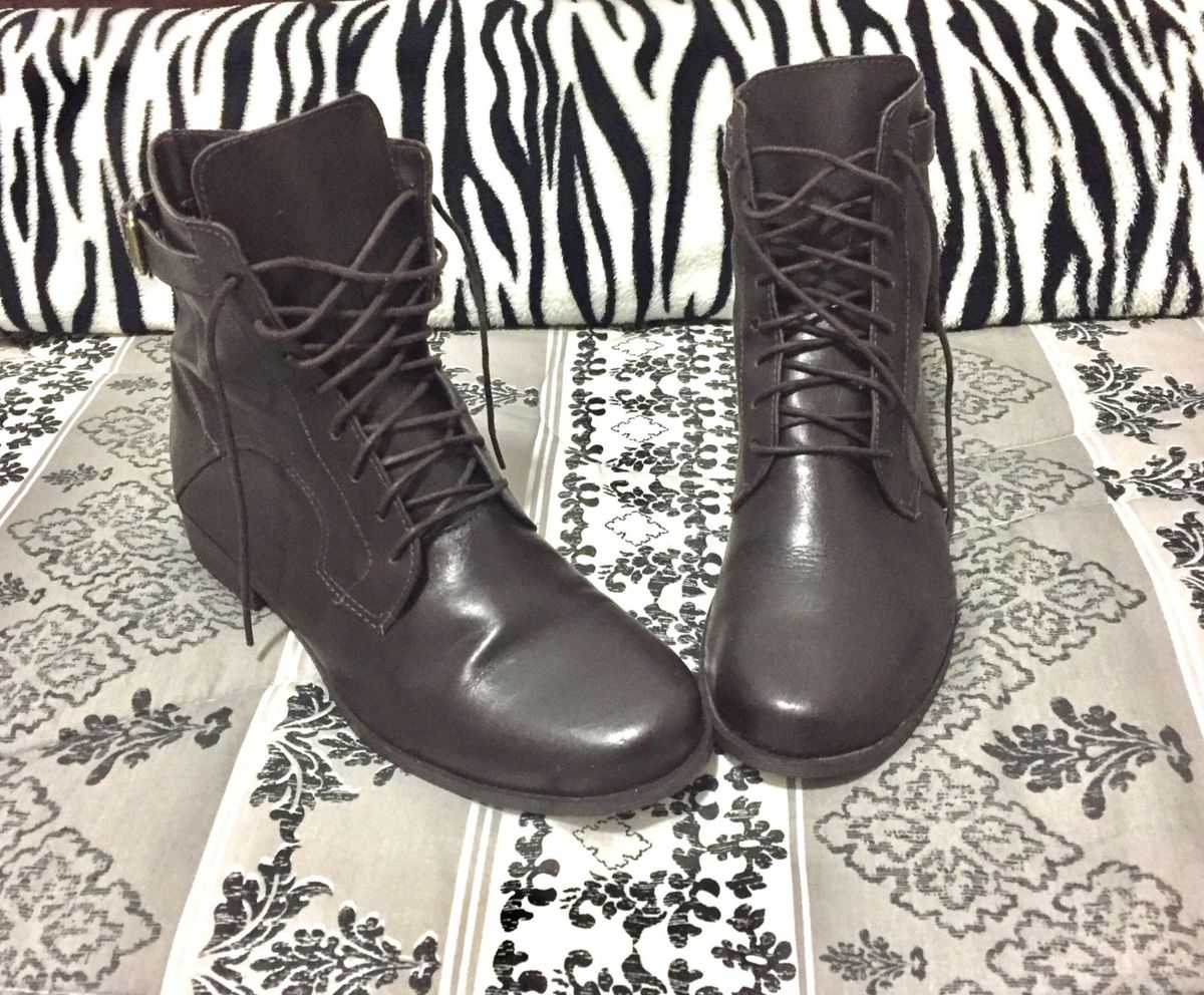 botas da rede galinha morta