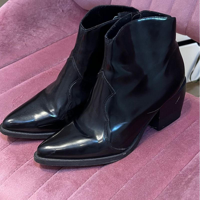 Bota cano curto sales vinil