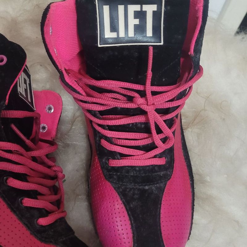 Lift bota de store treino