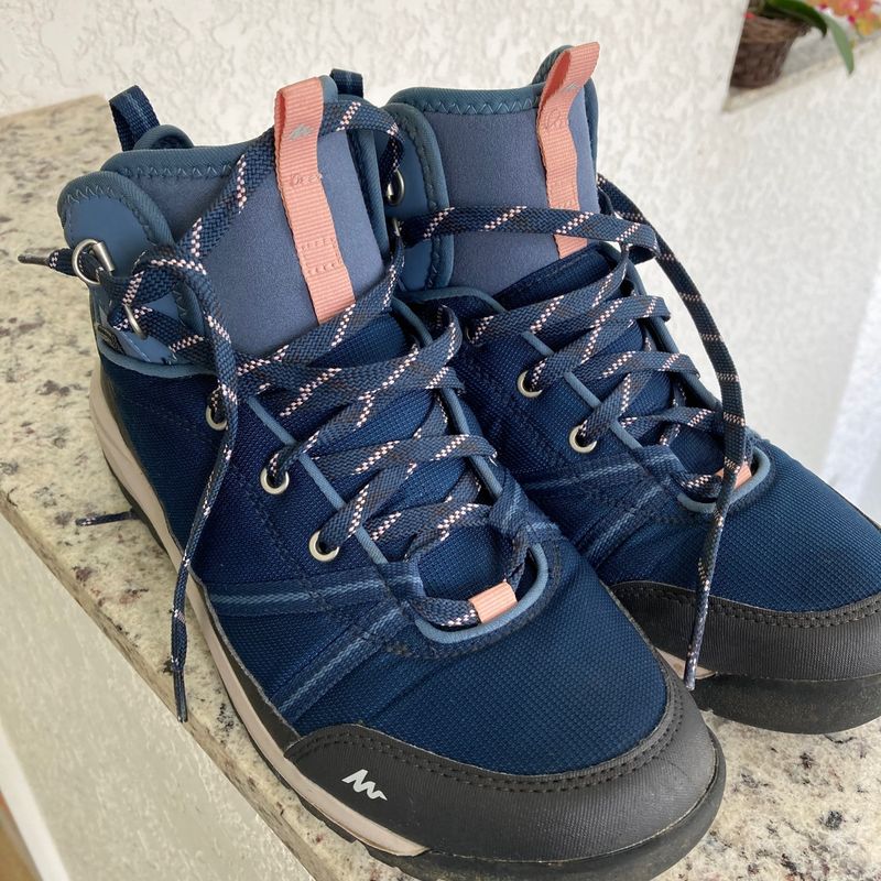 Bota feminina de sales trilha impermeável nh300