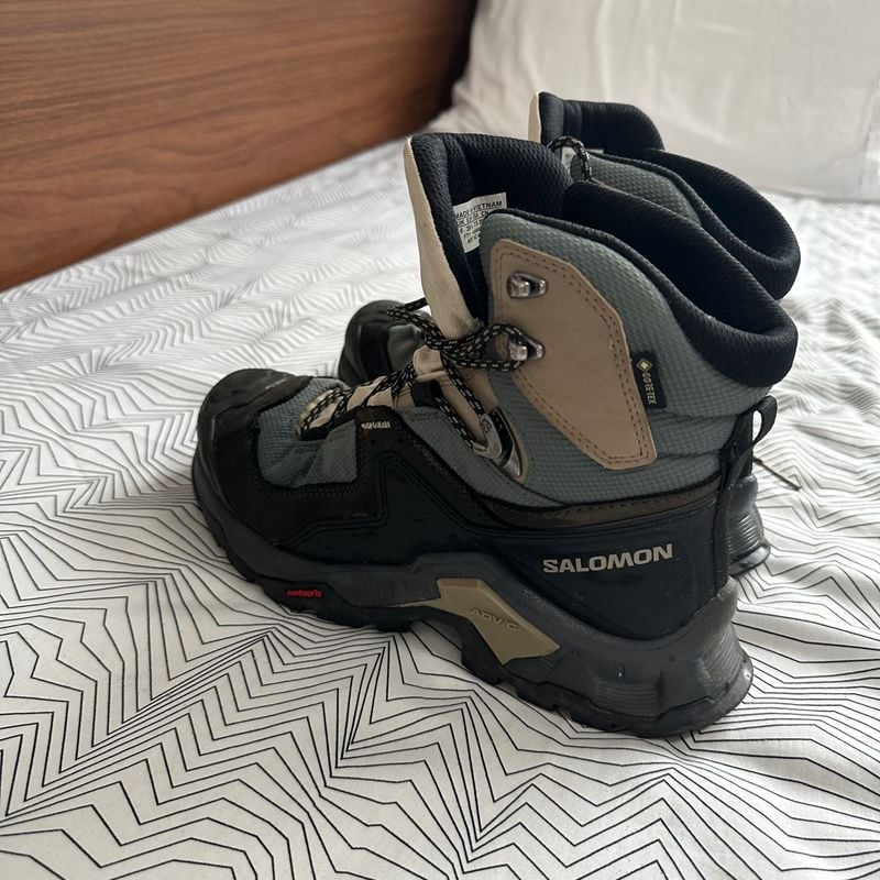 Bota de Trilha Salomon Impermeável Bota Feminina Salomon Usado