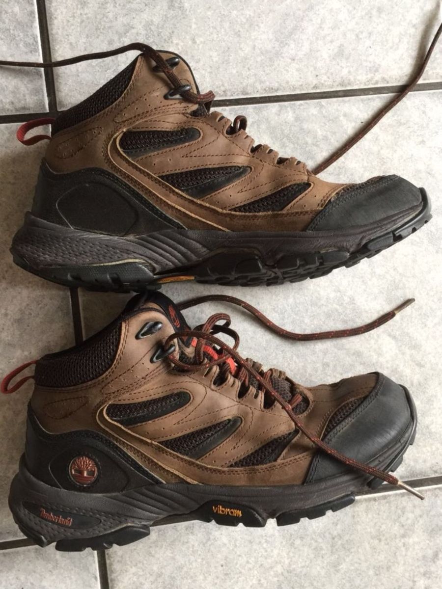 bota para trilha masculino