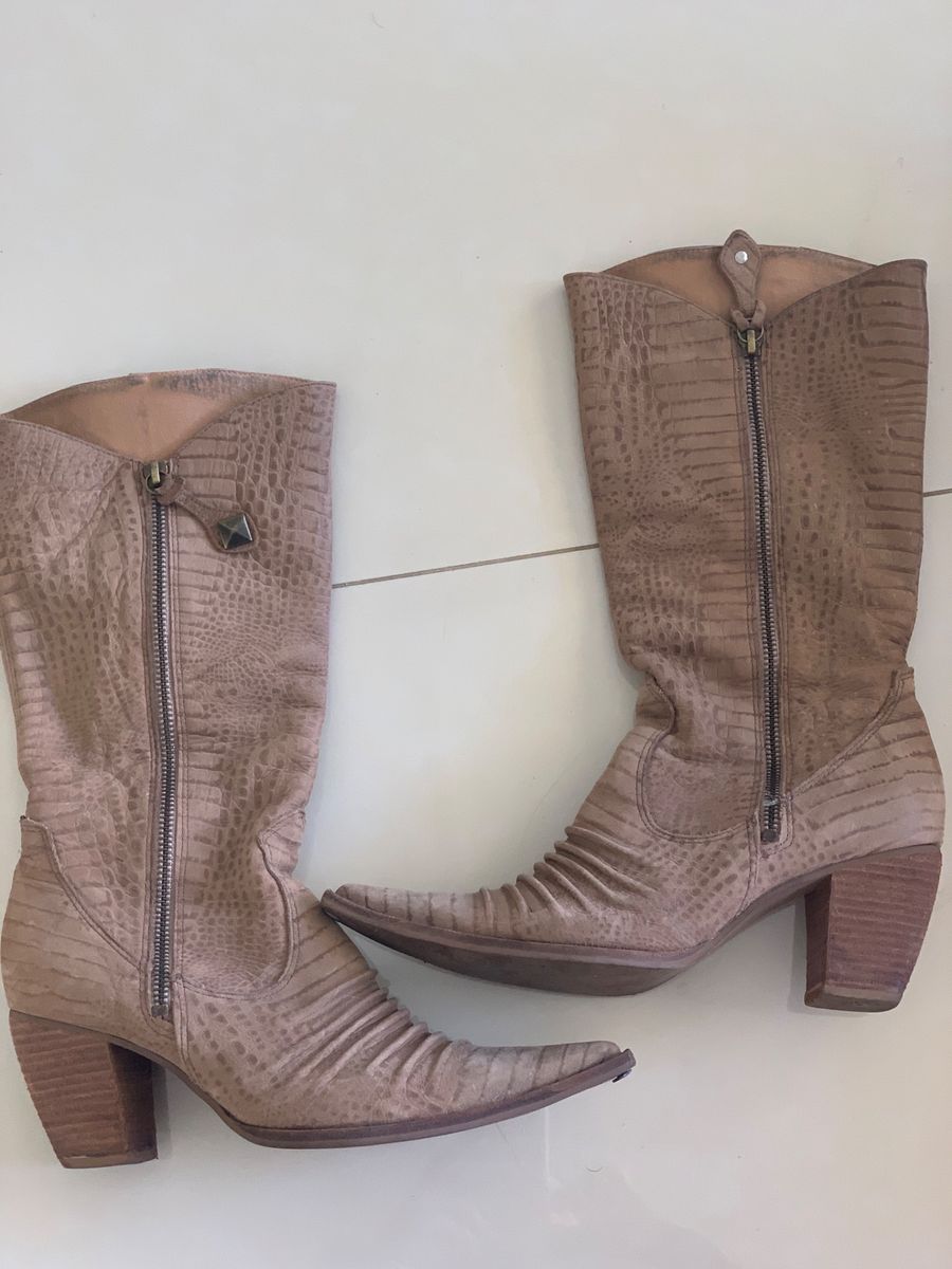 dina mirtz botas