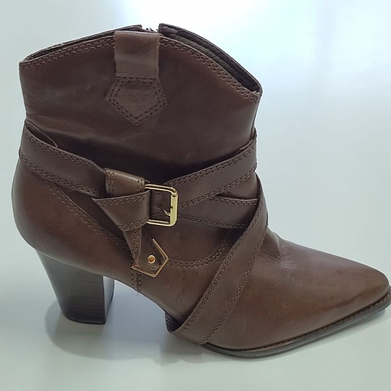 Botas divalesi hot sale cano curto