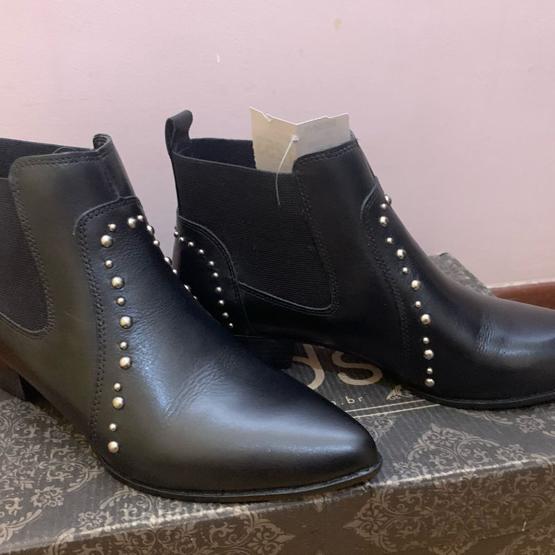 Bota cano hot sale curto besni