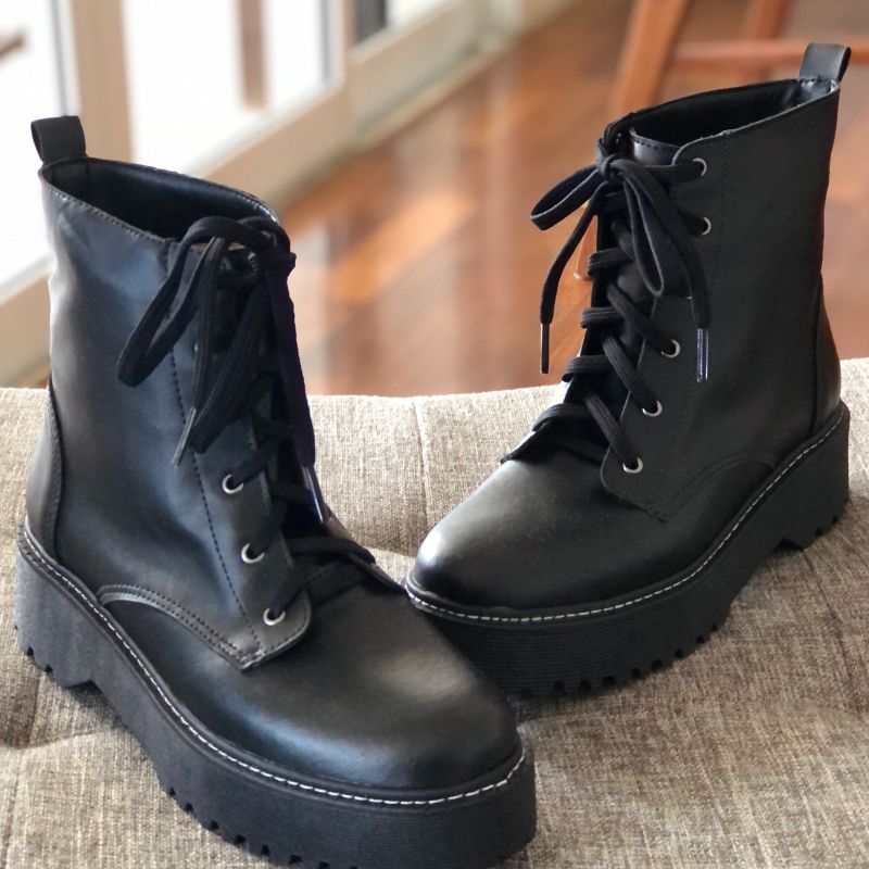 Bota Estilo Dr Martens 36 Bota Feminina Madima Nunca Usado