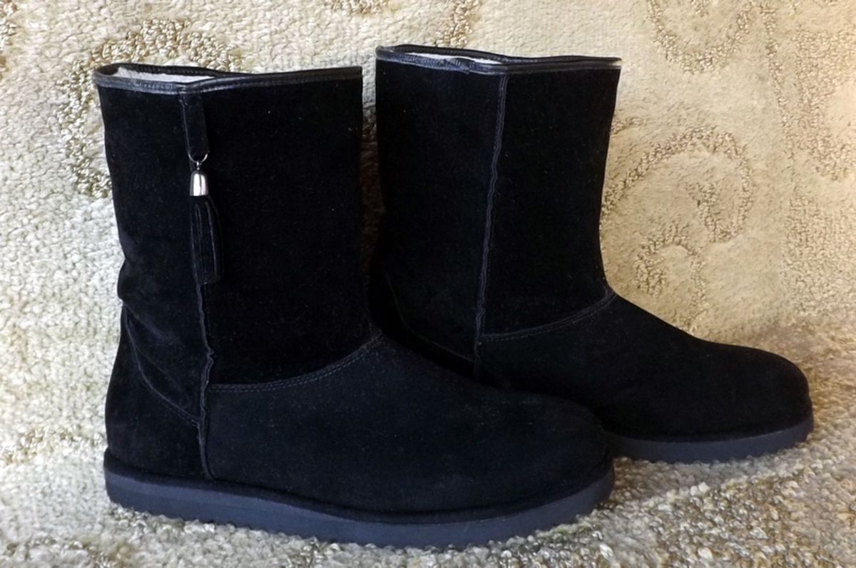 bota tipo ugg preta
