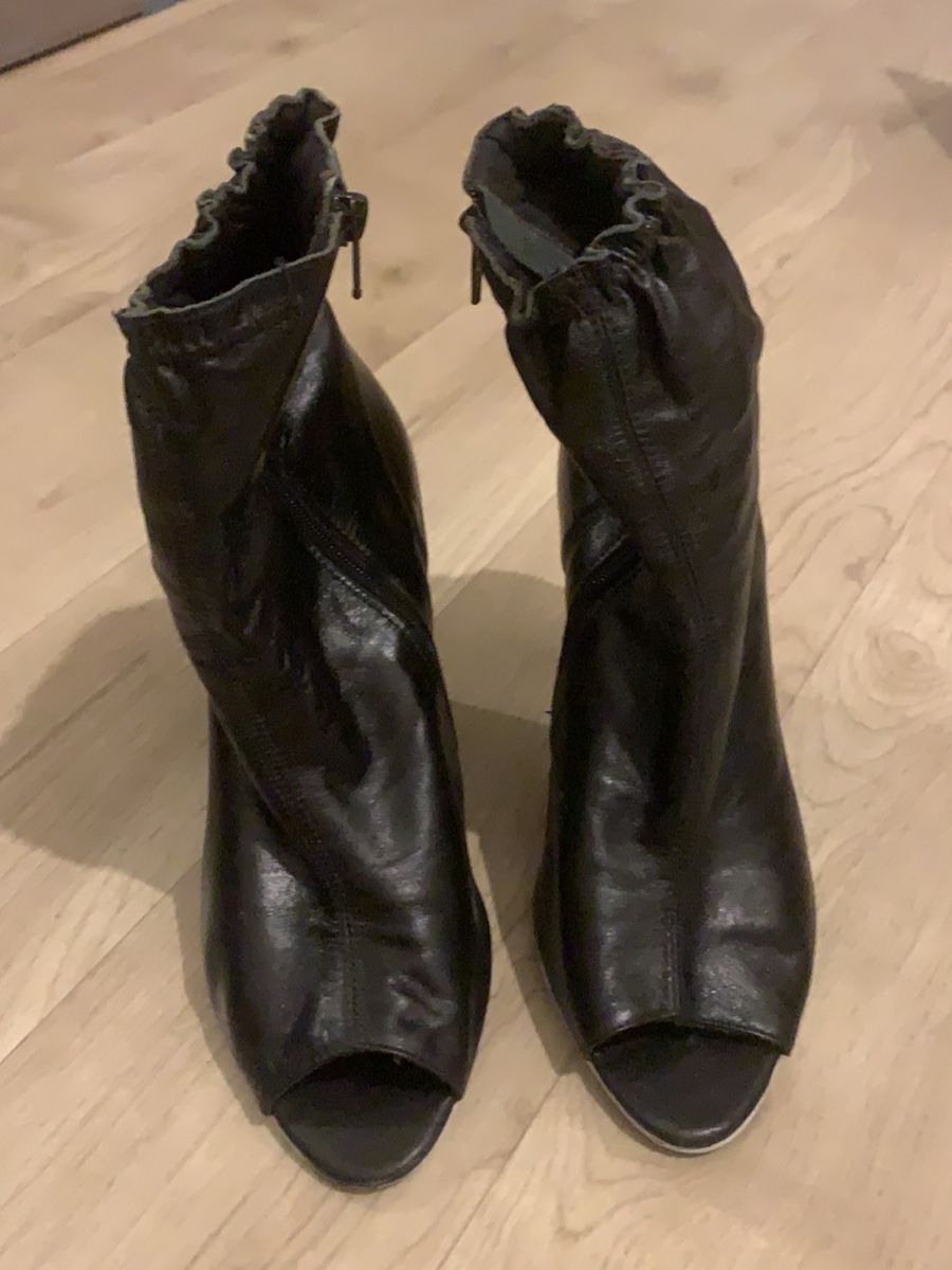 Bota Para Moto Feminina - Segurança E Estilo U2502 Calçados