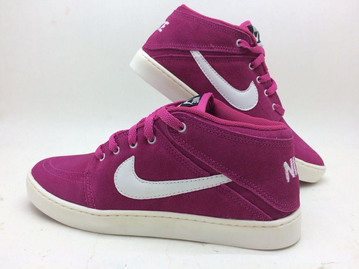 botinha nike feminina