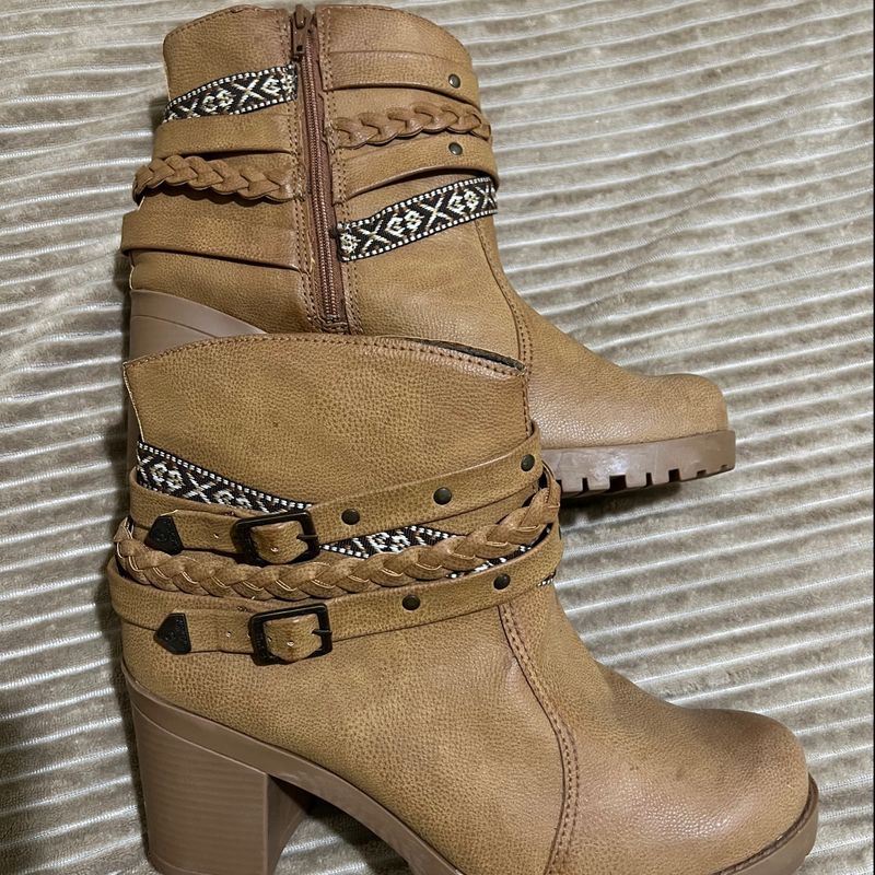 Bota goofy hot sale caramelo