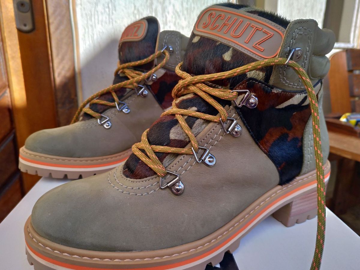 bota hiking tratorada militar