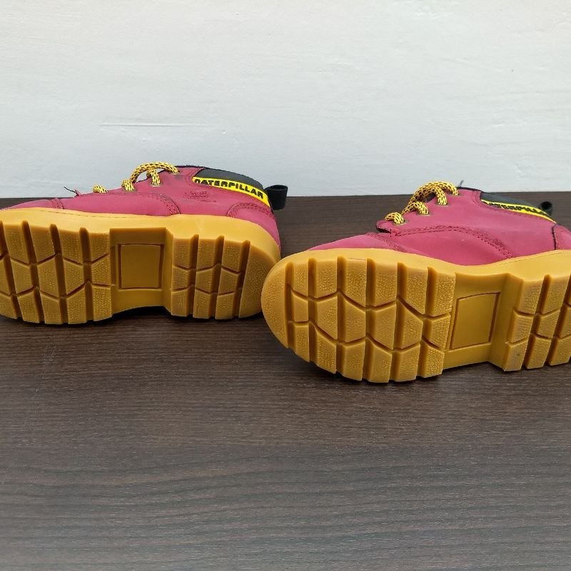 Bota Infantil Caterpillar, Calçado Infantil para Meninos Caterpillar Usado  59128011