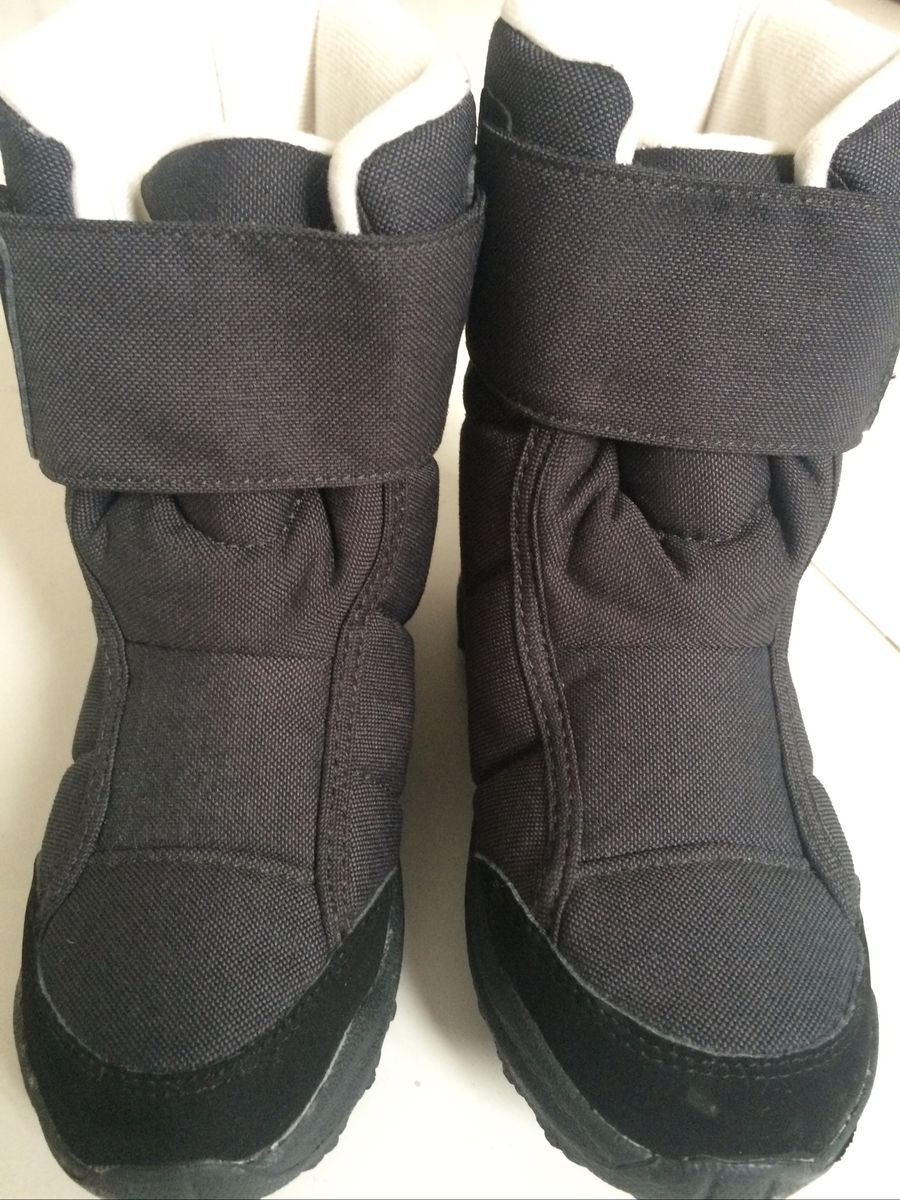 bota neve quechua infantil