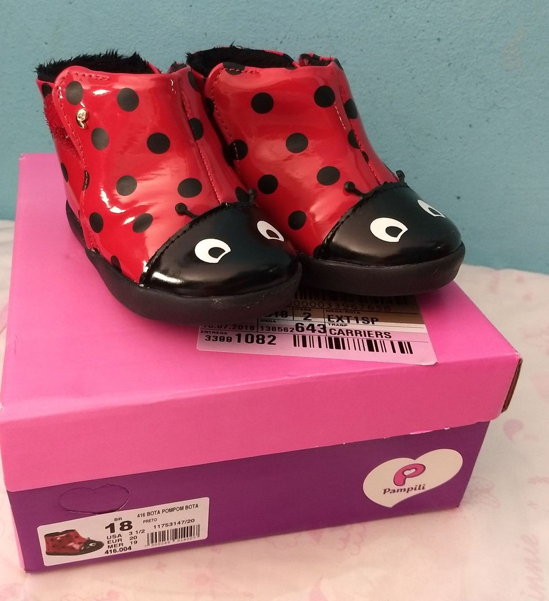 bota pampili joaninha