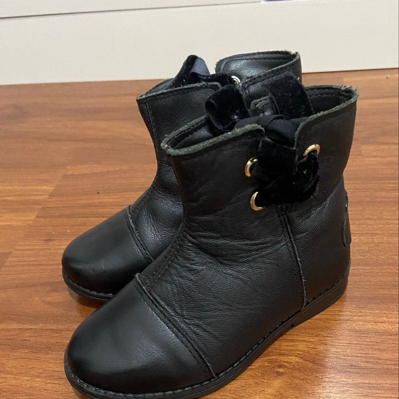 Bota preta hot sale lilica ripilica