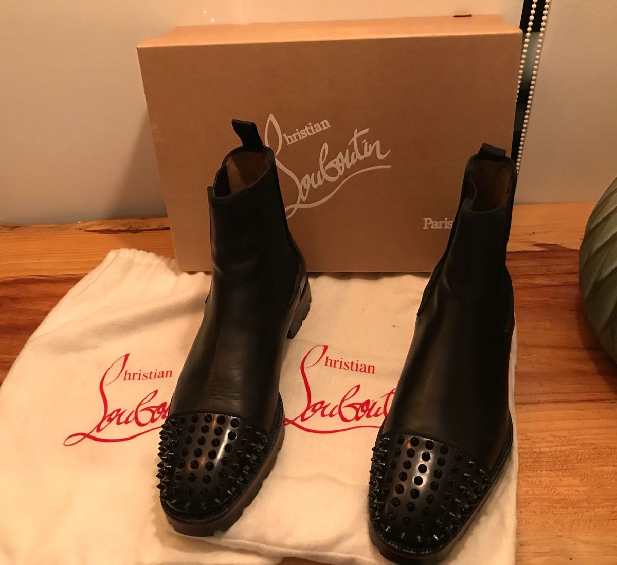 bota louboutin masculina