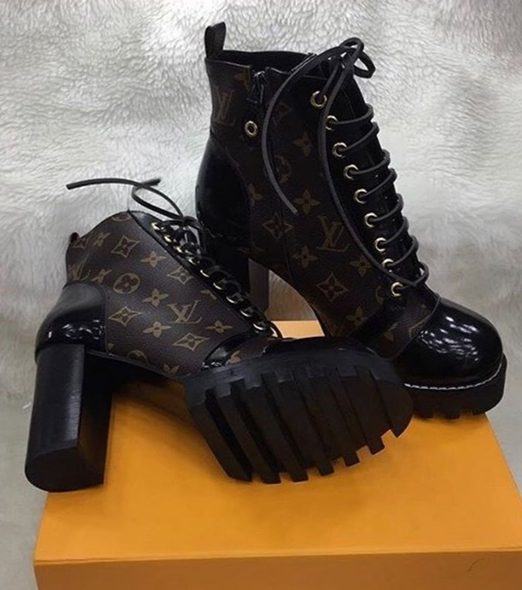 bota louis vuitton preta