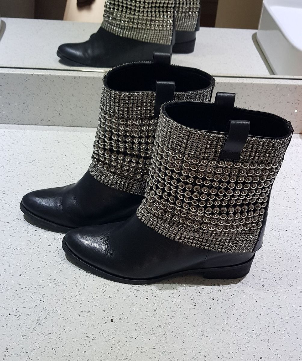 bota schutz malha preta