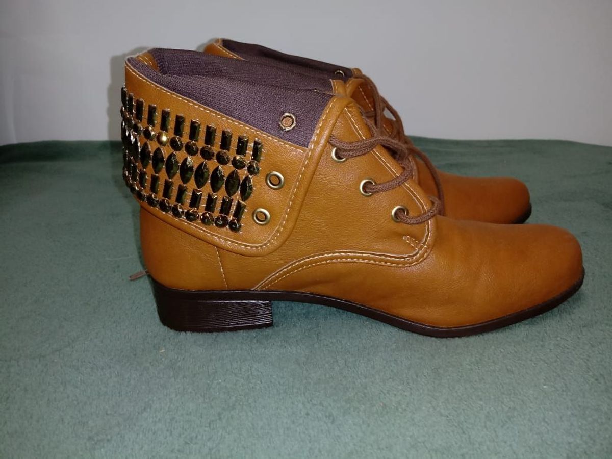 bota cano curto clara