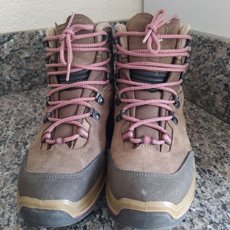 Bota trekking feminina store quechua