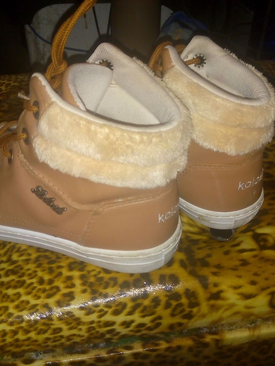 tenis kolosh marrom
