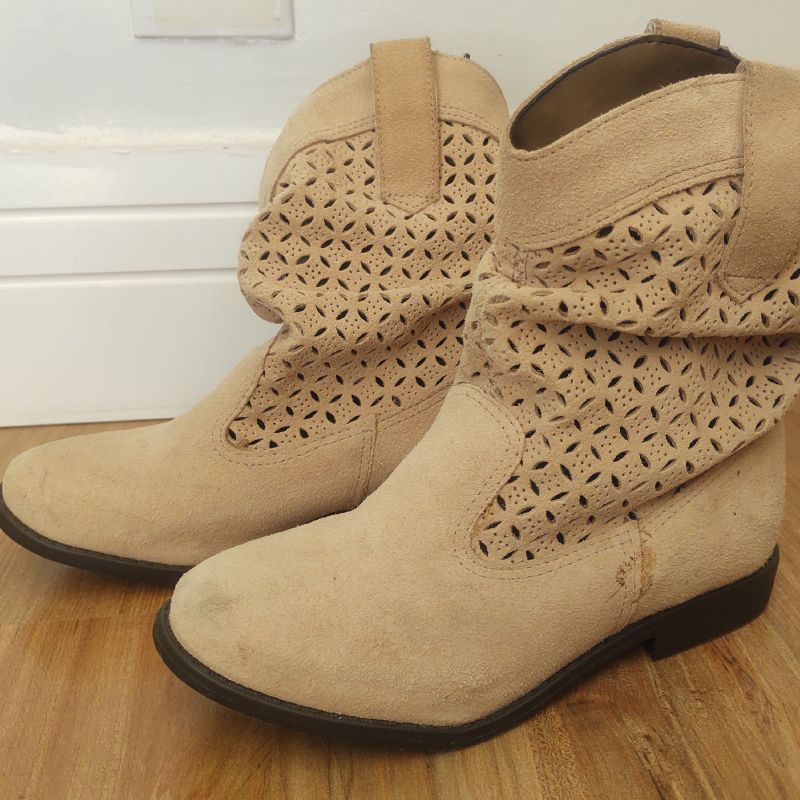 Bota meio best sale cano feminina