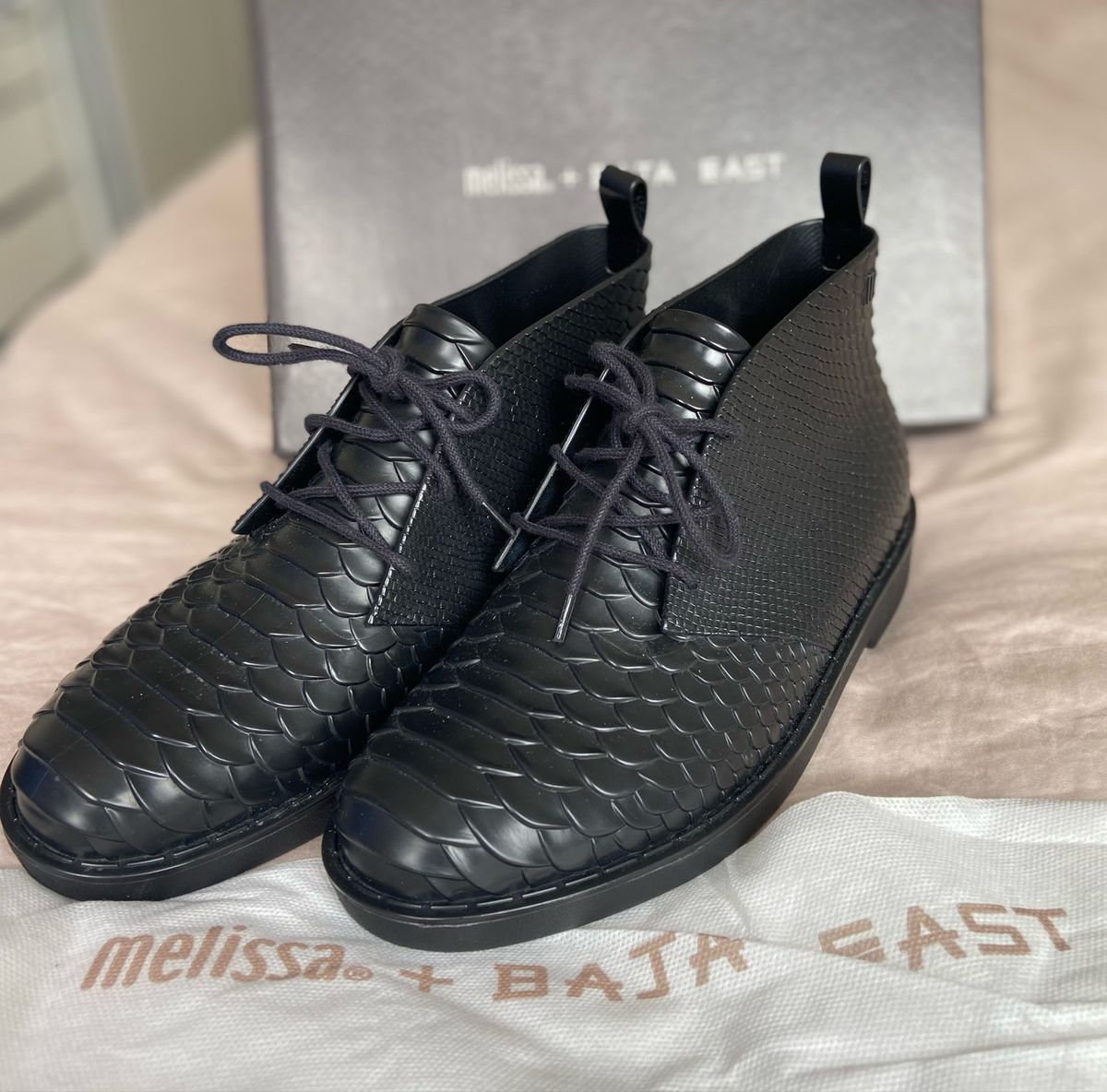 Bota Melissa + Baja East Preta | Bota Feminina Melissa Usado 80212178 ...