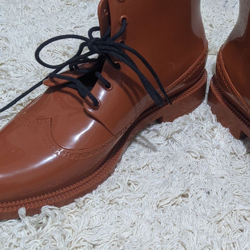 Bota melissa hot sale caramelo