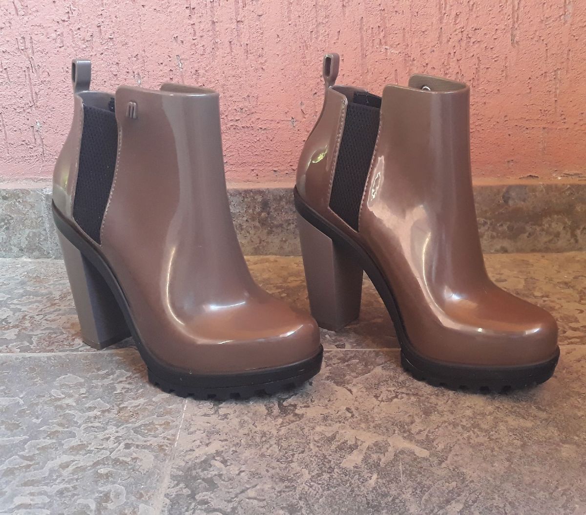 botinha melissa marrom