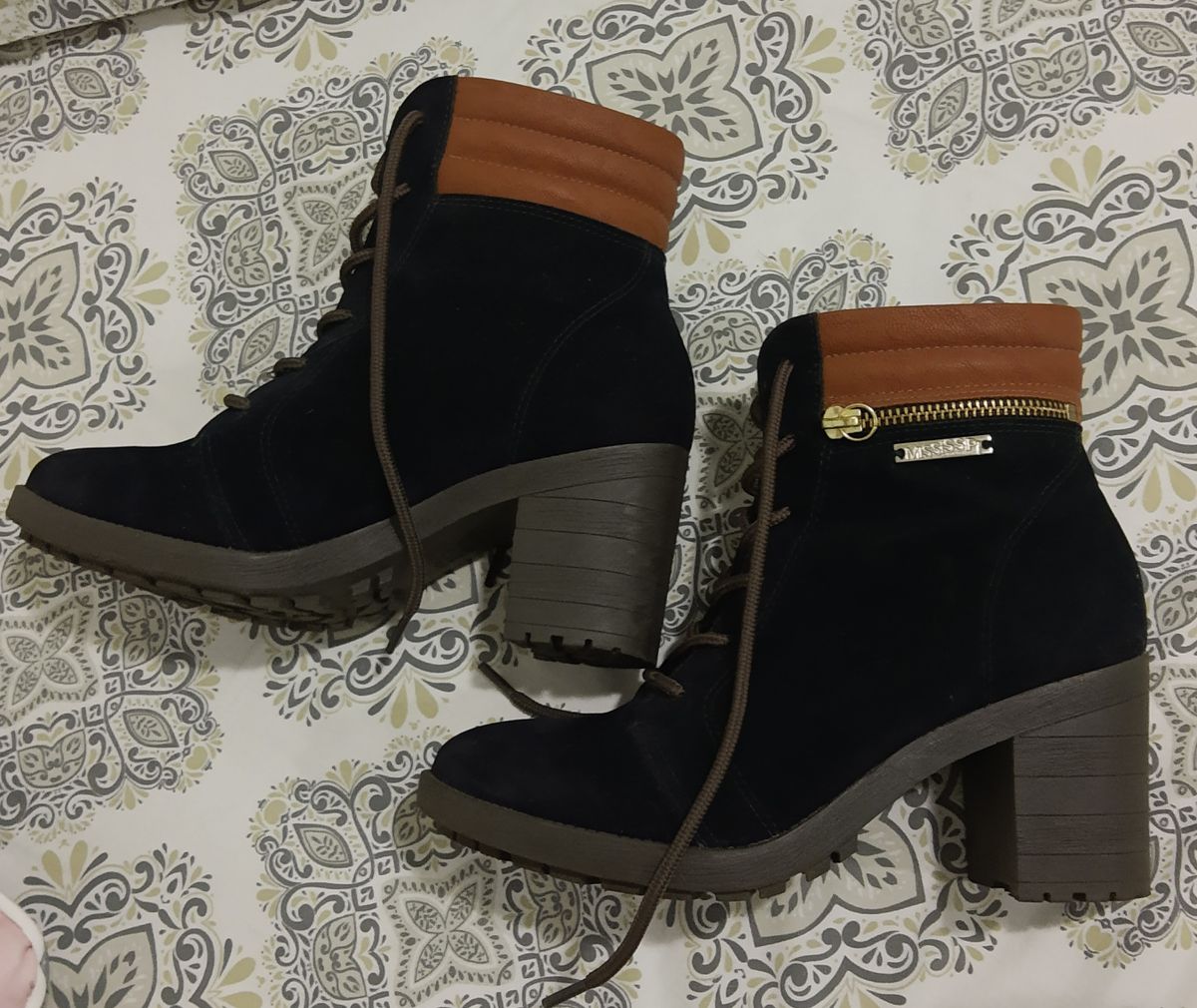 bota mississipi camurça