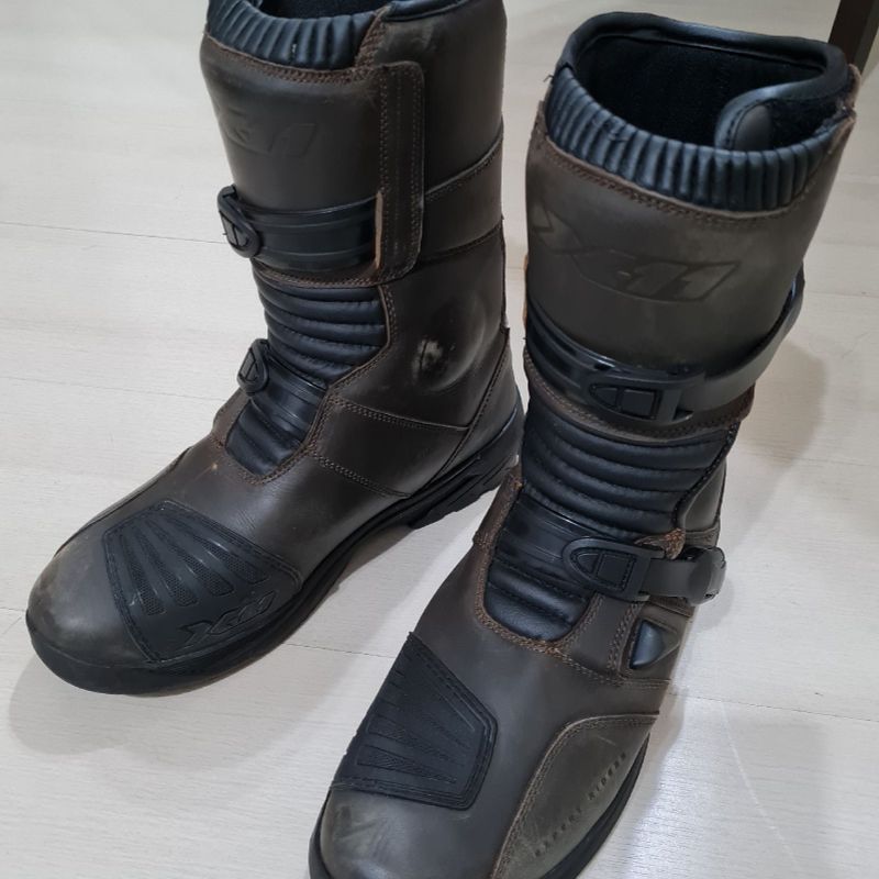 Bota clearance motociclista usada