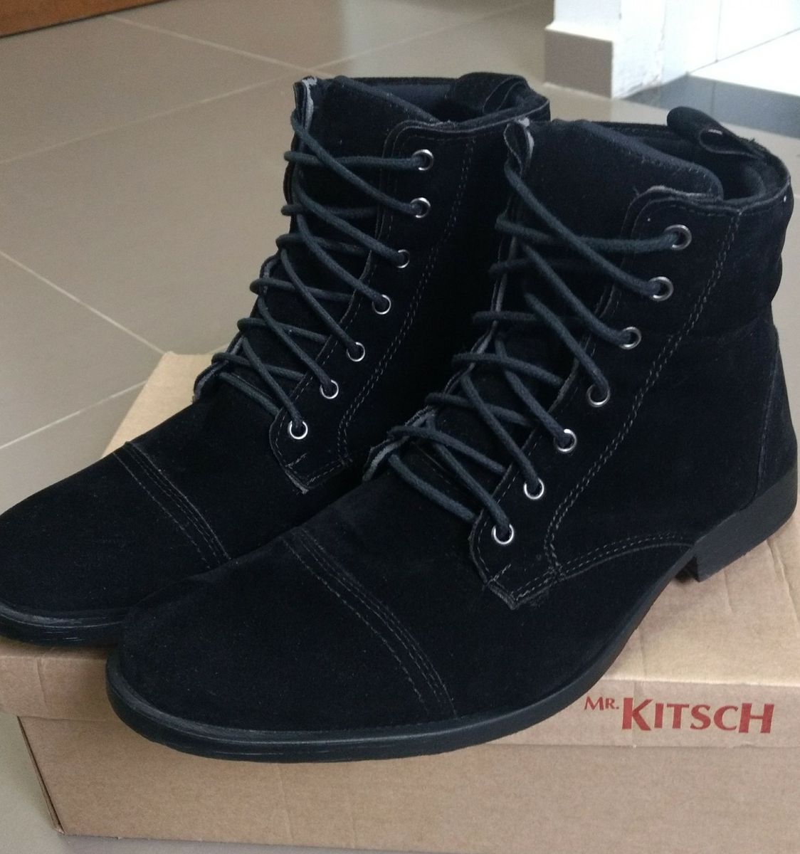 mr kitsch bota