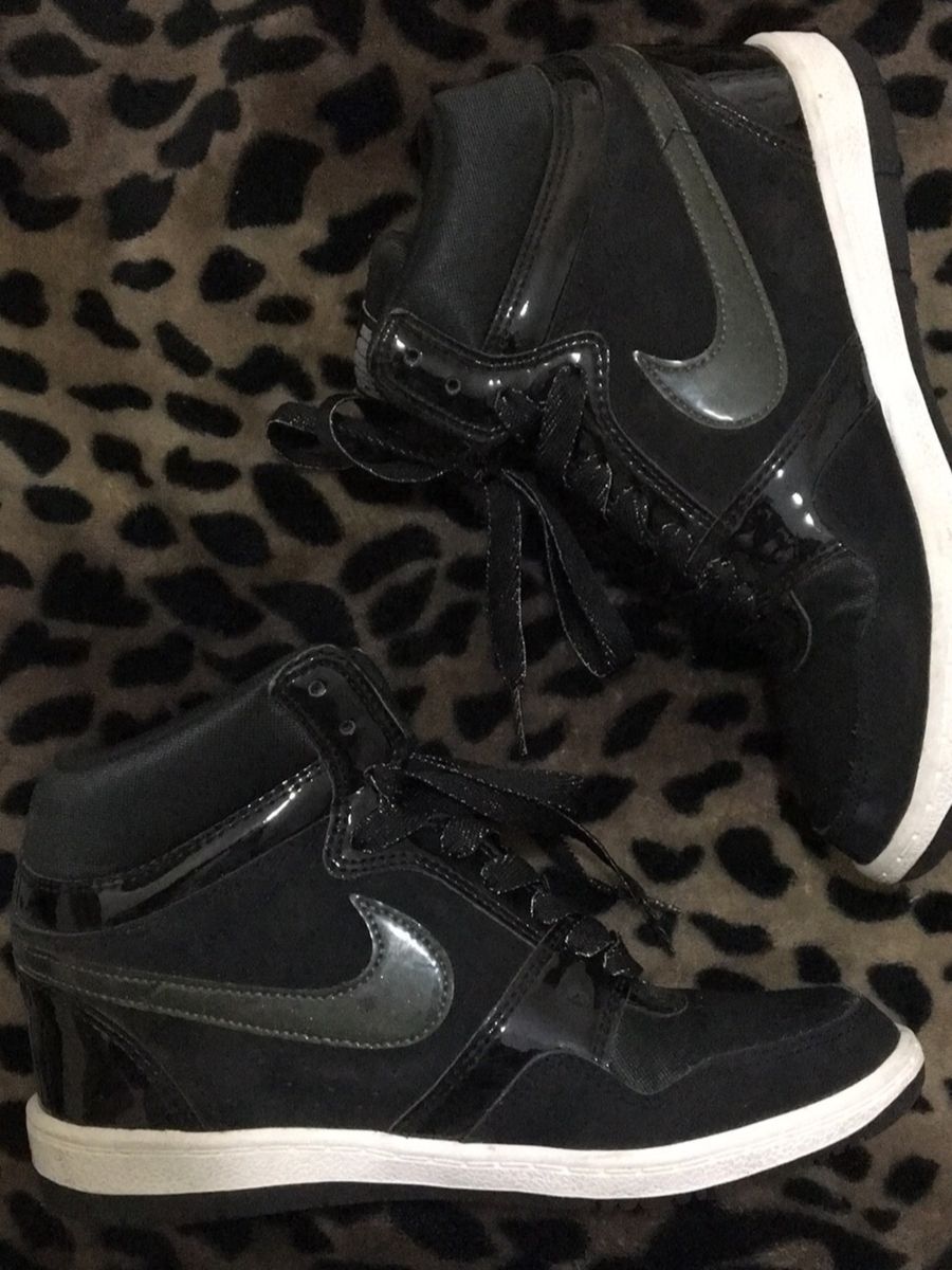 botinha nike air force feminino