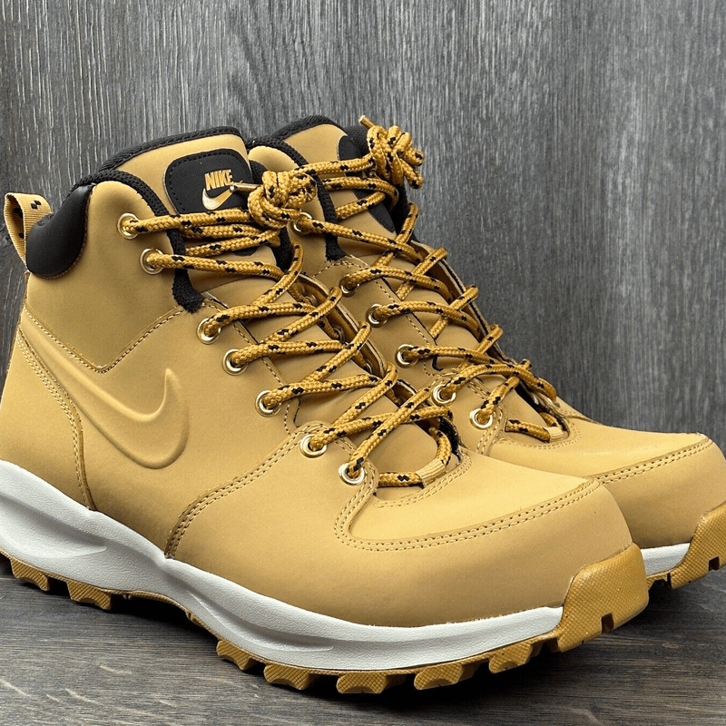 Bota store nike manoa