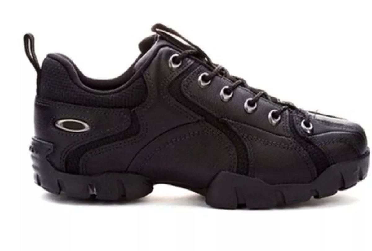 tenis vizzano preto couro