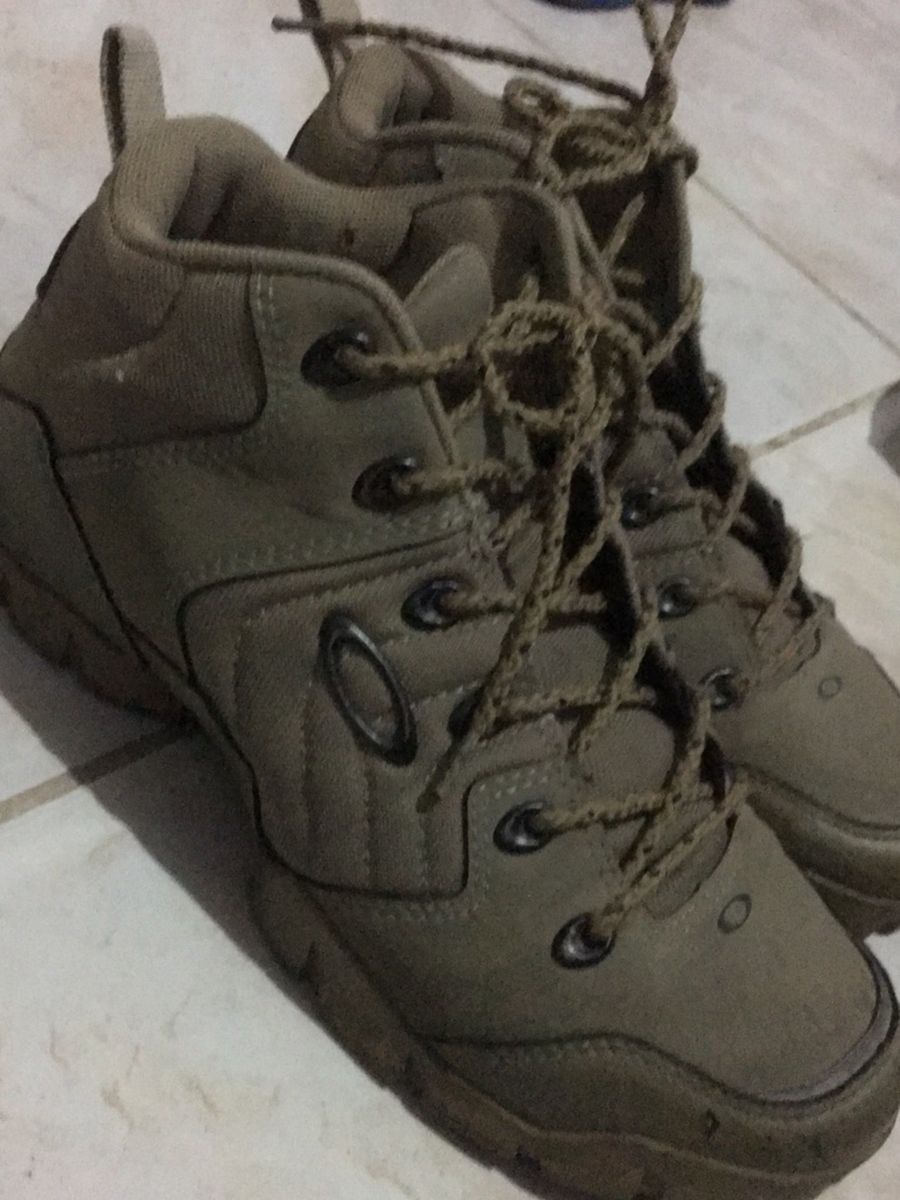 bota oakley halftrack
