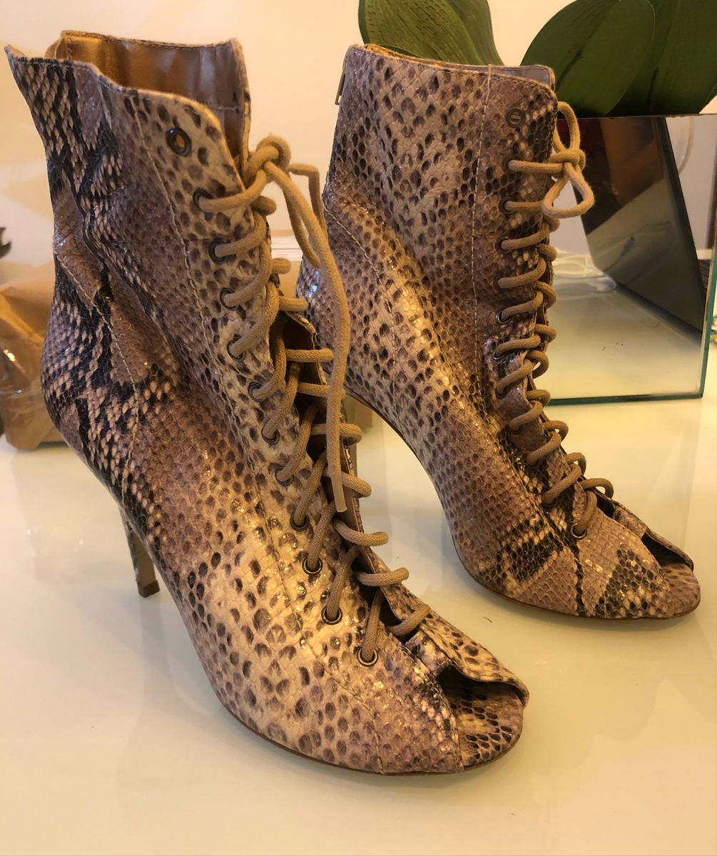 bota onça santa lolla