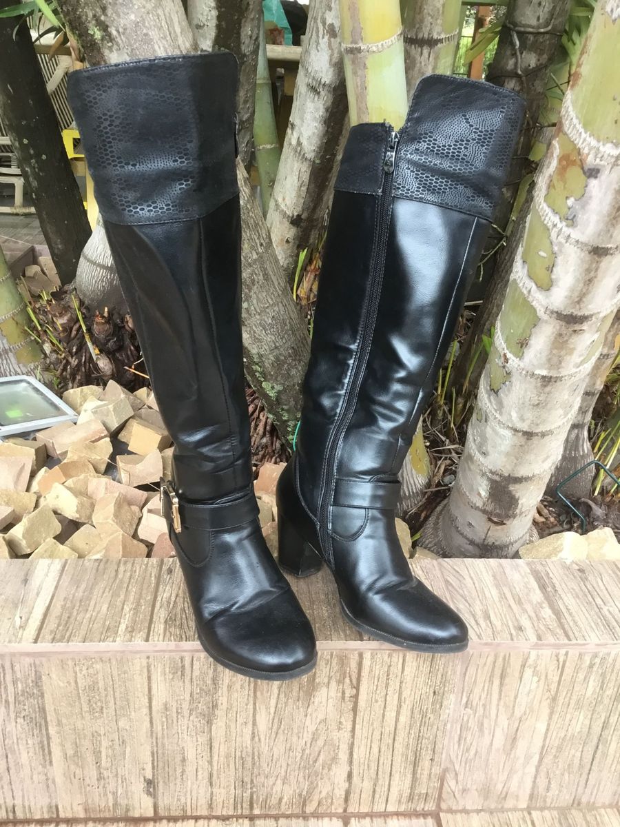 bota mooncity over the knee