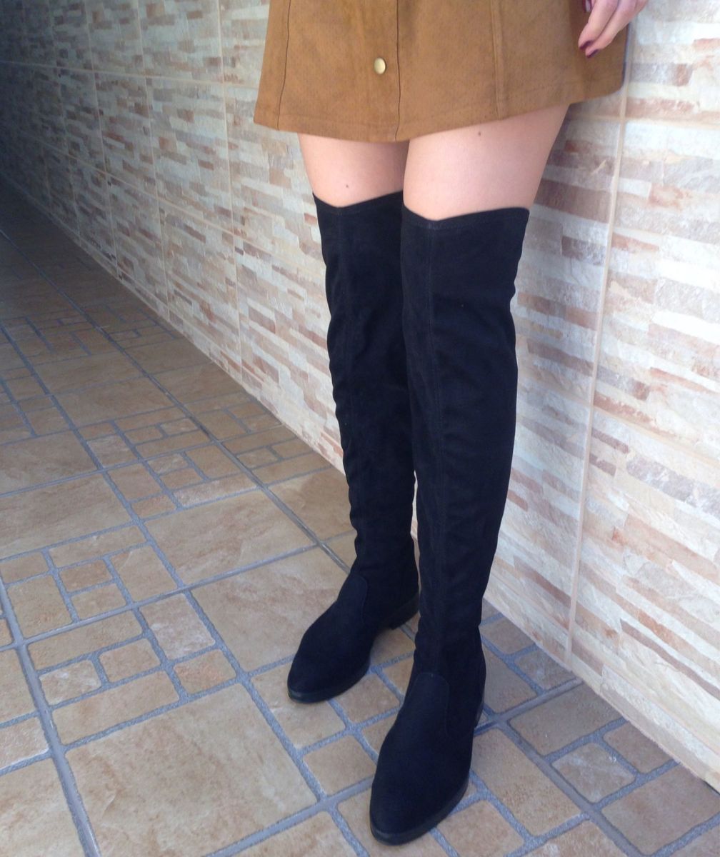 bota over the knee ate a coxa