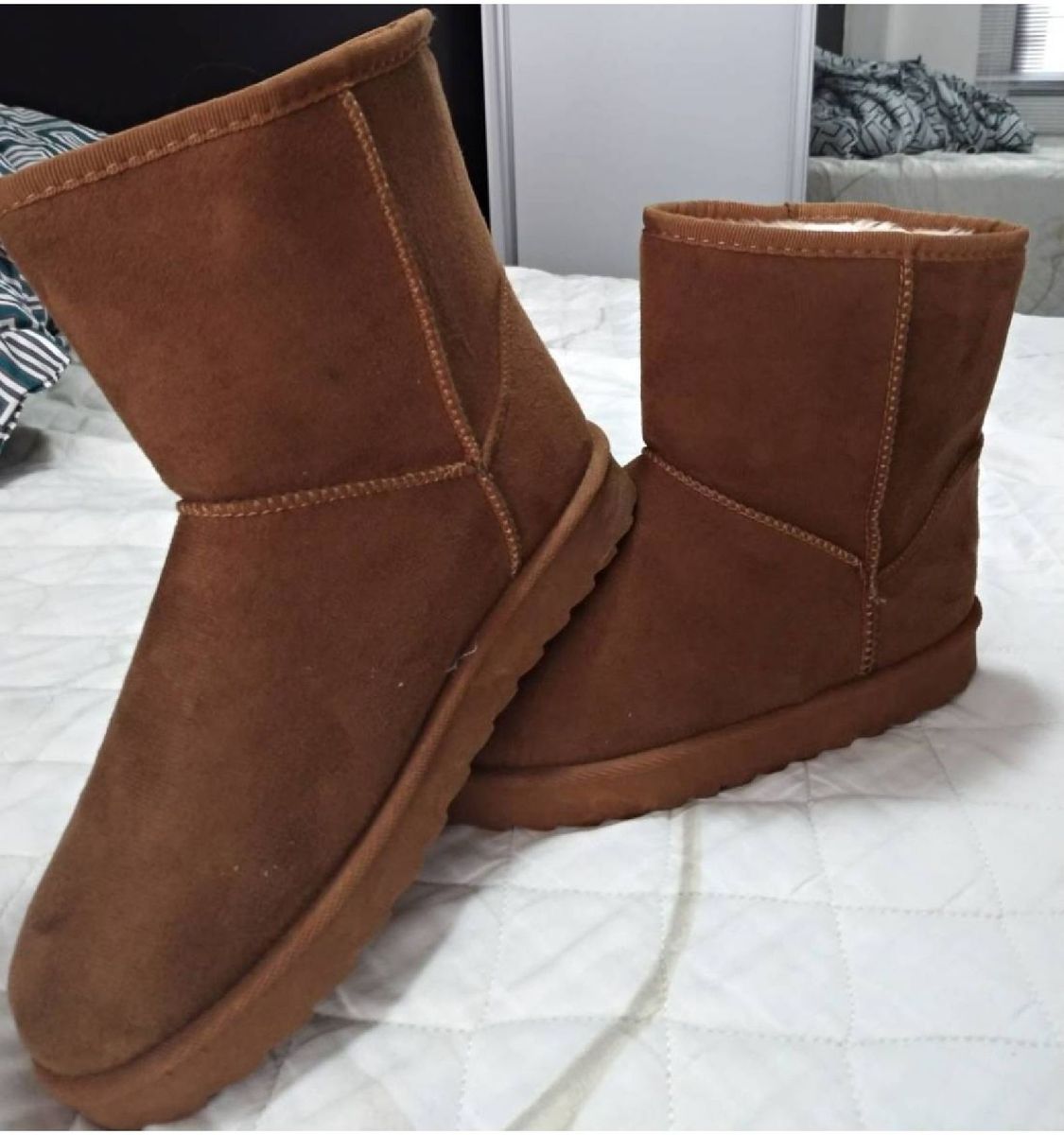 bota peluda por dentro