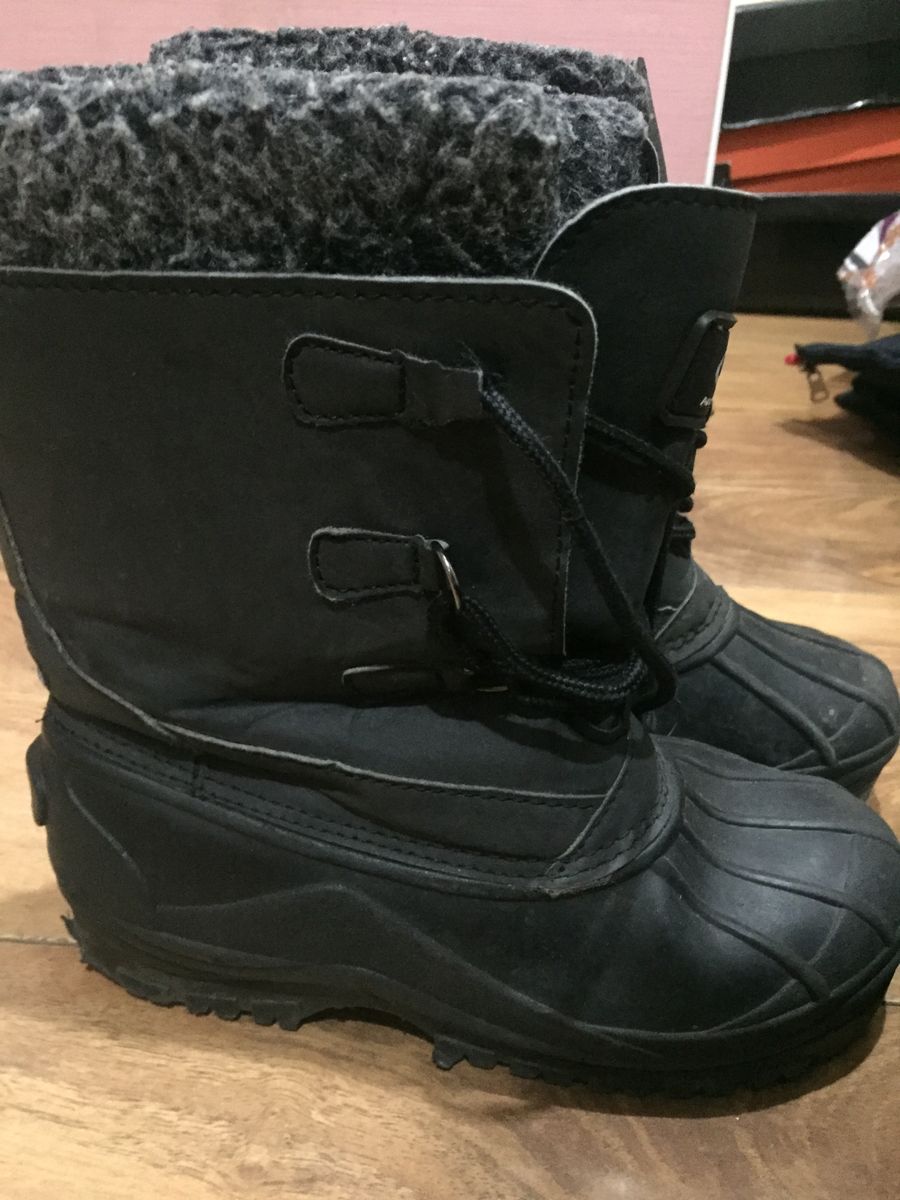 bota de andar na neve
