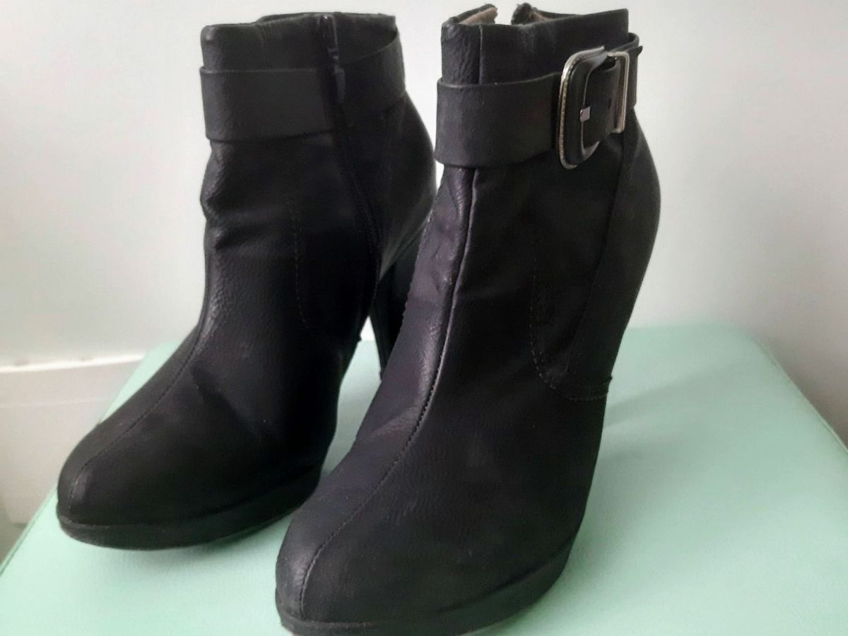 bota piccadilly salto