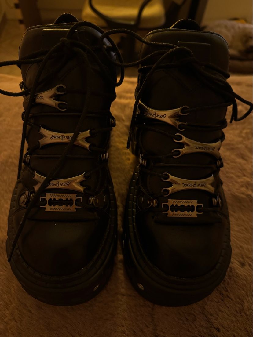 Bota Plataforma Punk Gótica Tênis | Bota Feminina Punk New Nunca Usado ...