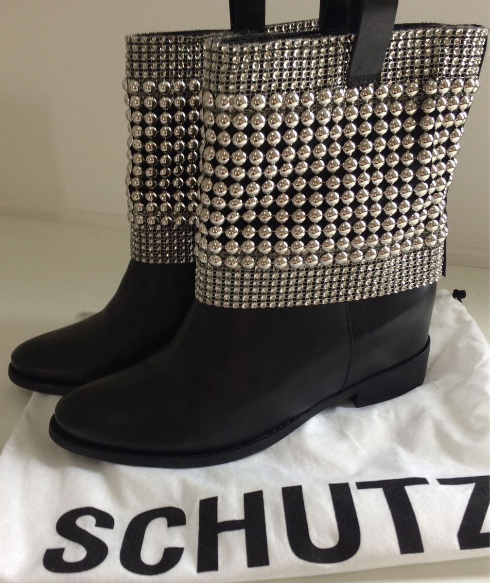 bota tachas schutz