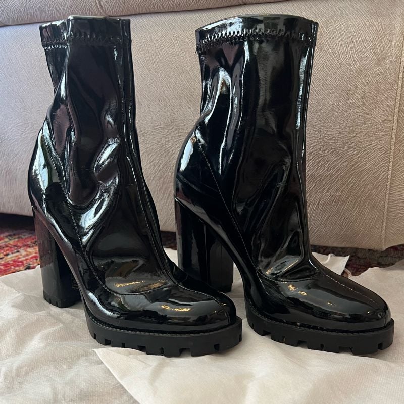 Bota Preta Verniz Arezzo Bota Feminina Arezzo Usado 83235675 enjoei