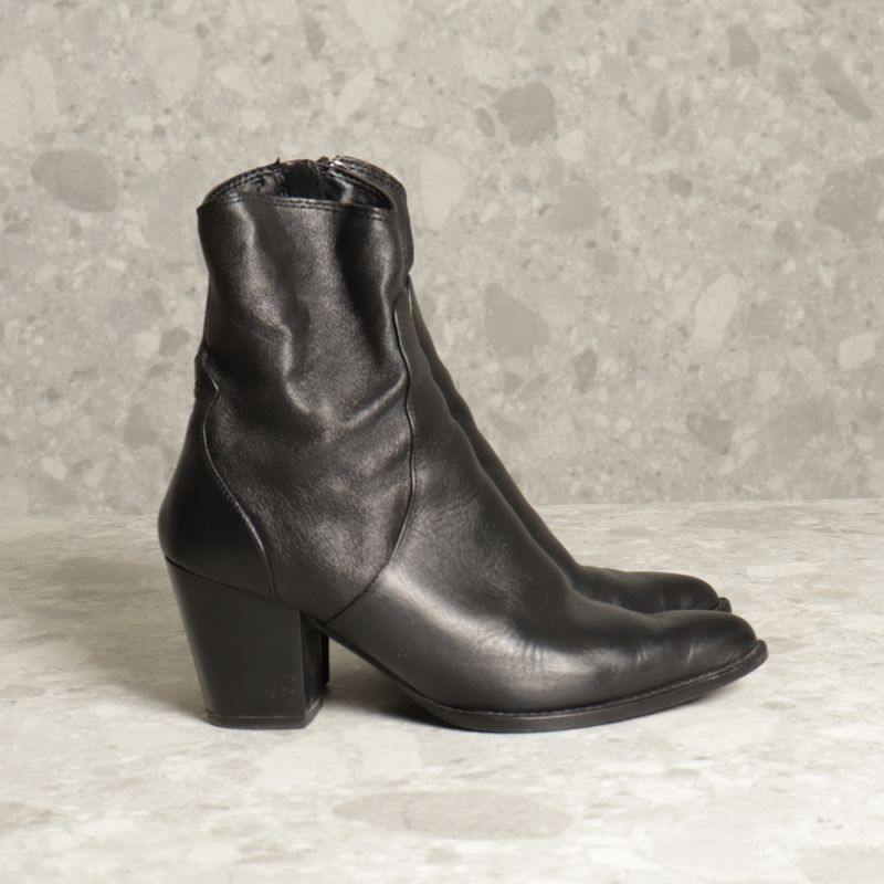 Bota Preta Zara Bota Feminina Zara Usado 95293941 enjoei