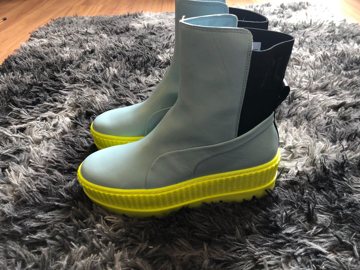 bota puma x fenty chelsea feminina