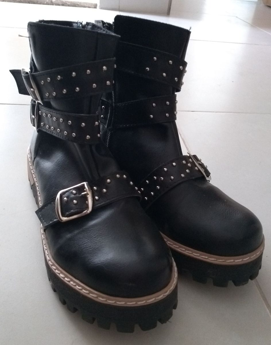 bota feminina roqueira